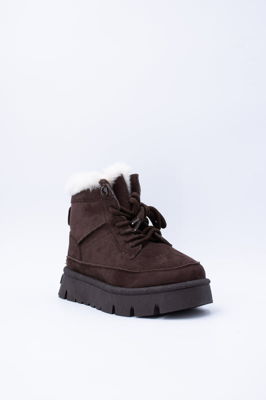 Boots Maya