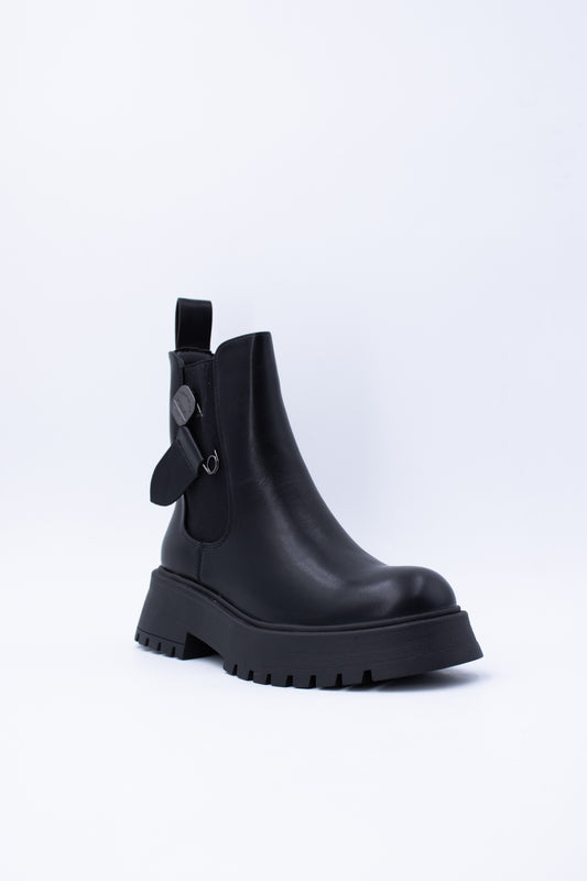 Boots Mila
