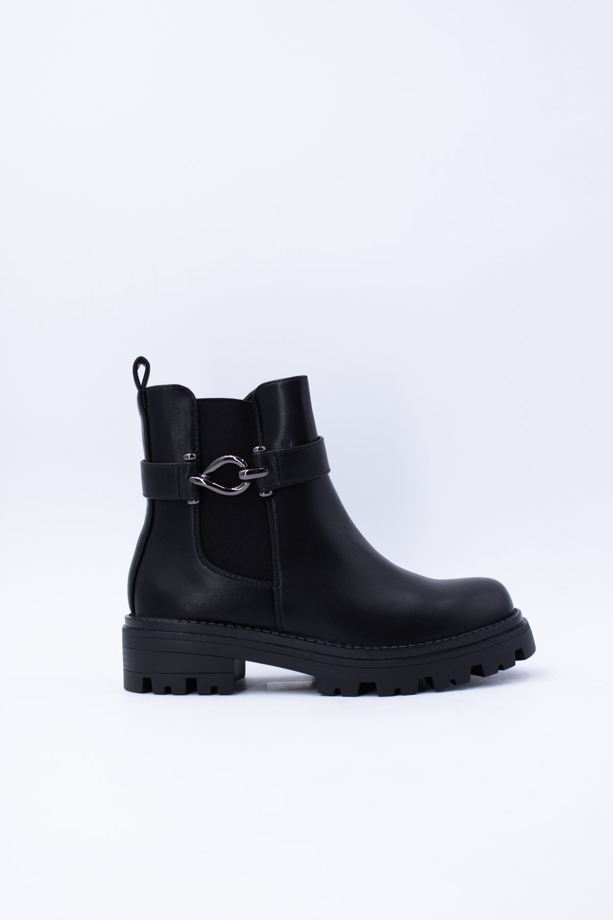 Boots Nosa