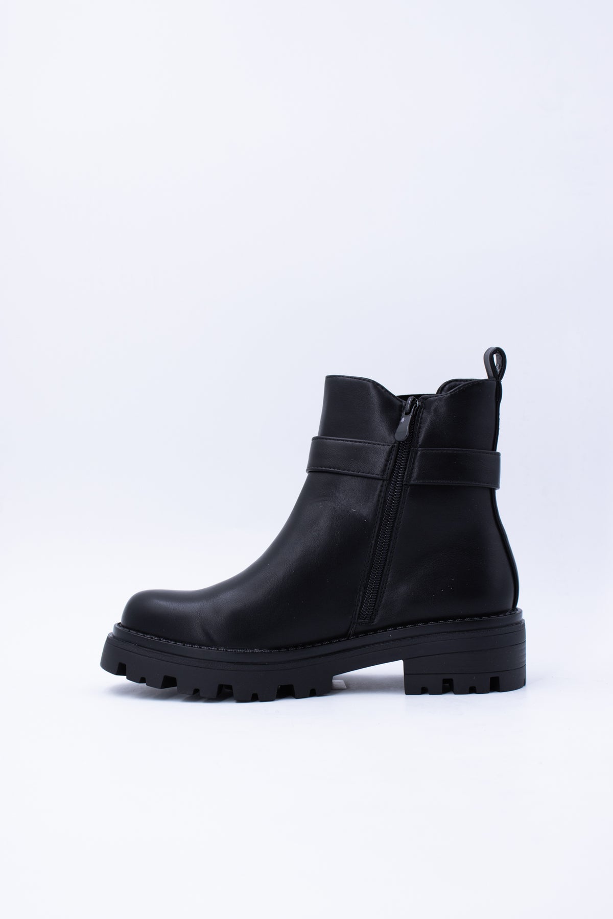 Boots Nosa