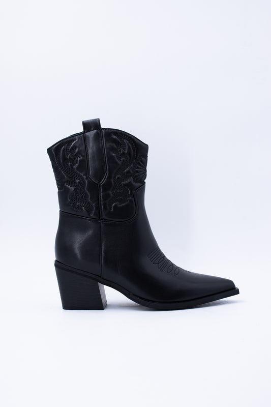 Boots Layka