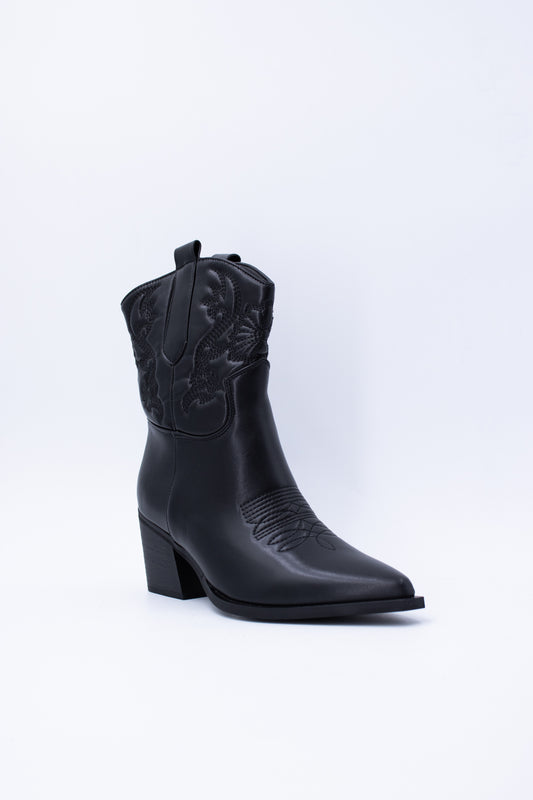 Boots Layka